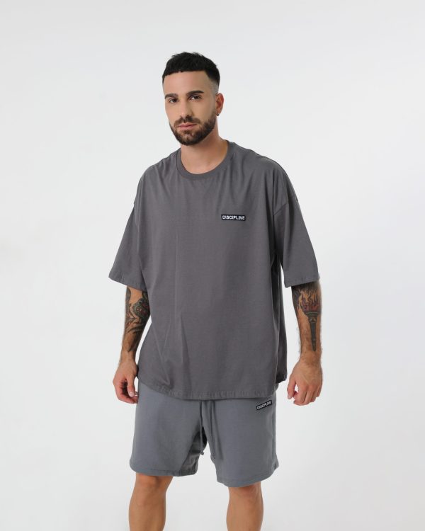 DISCIPLINE. Remera Boxyfit DISCIPLINE BORDADO LOGO - Imagen 4