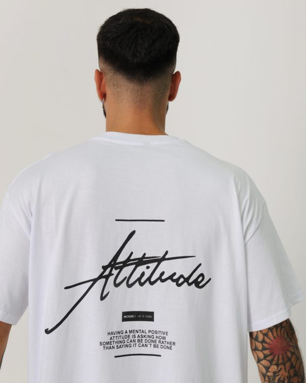 DISCIPLINE. Remera Regularfit ATTITUDE