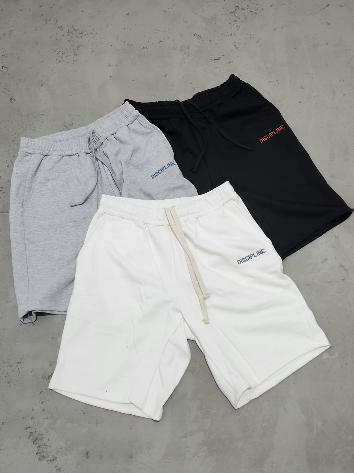 Discipline. Bermuda Rustico d - Imagen 3