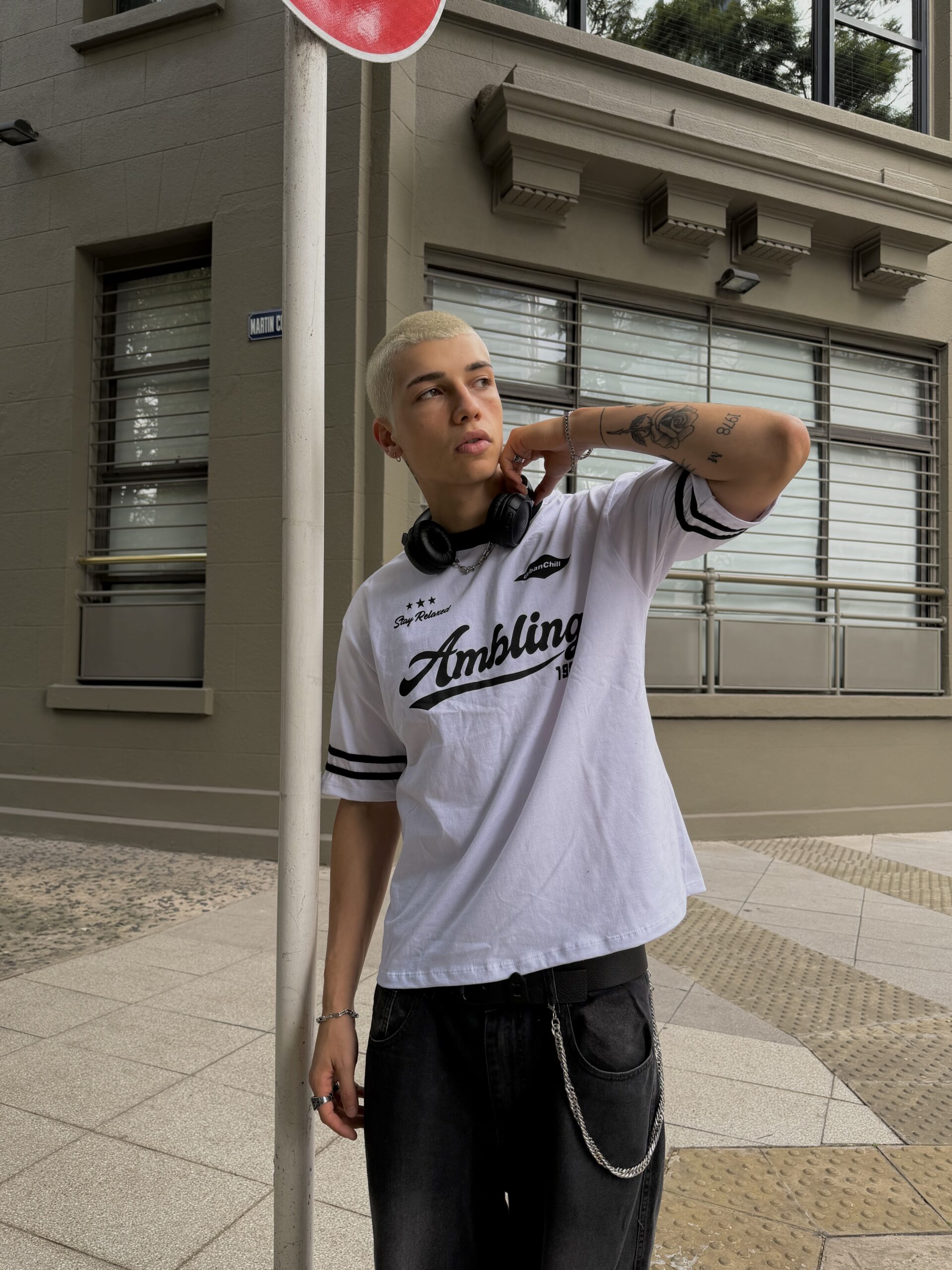 Discipline. Remera Boxy Vivo Ambling - Imagen 2