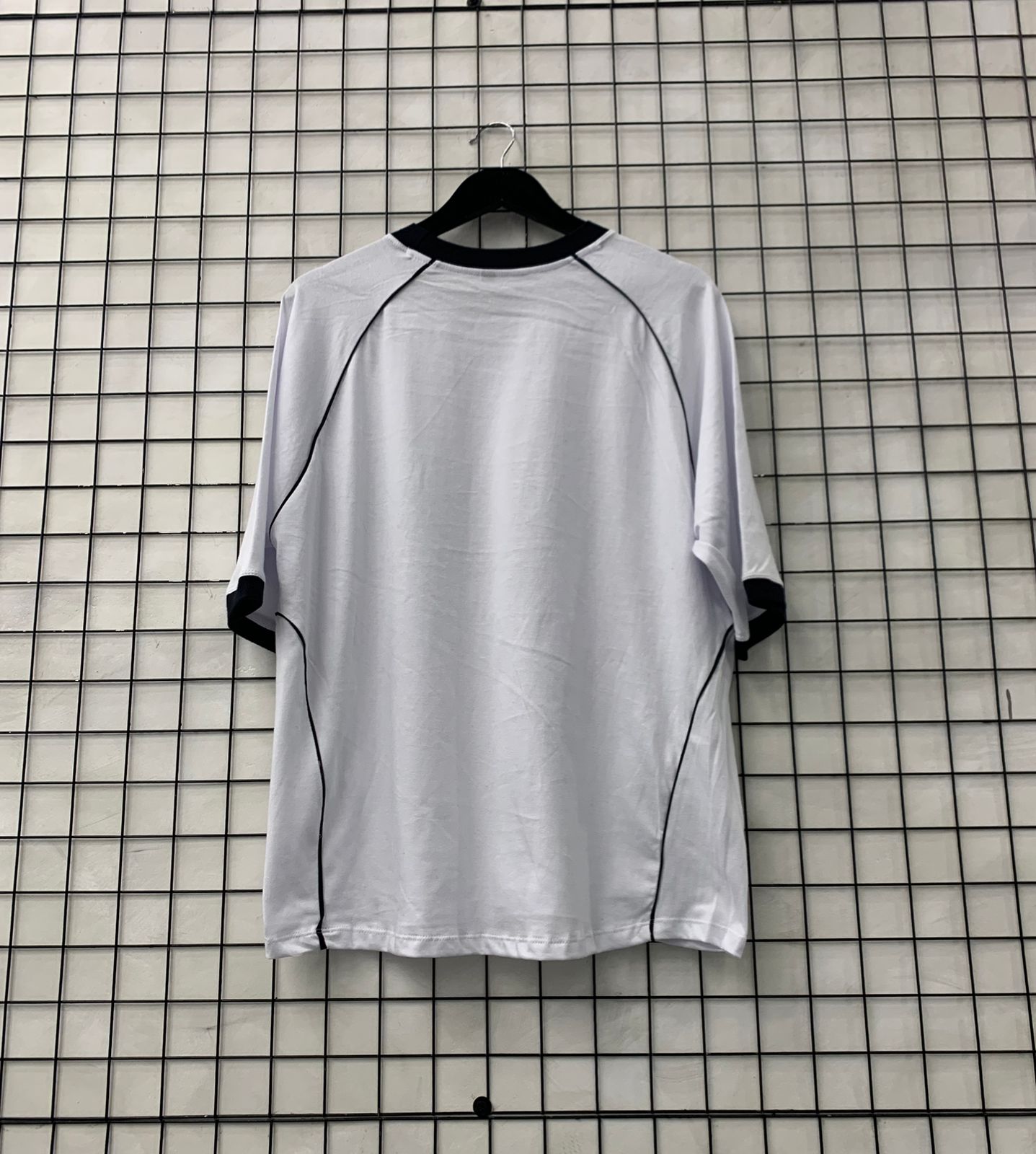 Discipline. Remera Boxy Vivo Enjoy the life - Imagen 7